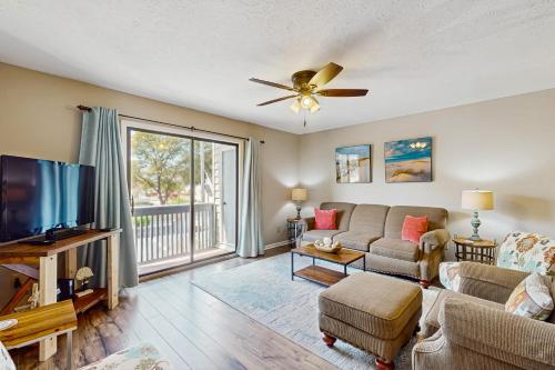 Crescent Woods 201 A — 4-Star Luxury Hotel in Myrtle Beach, United States