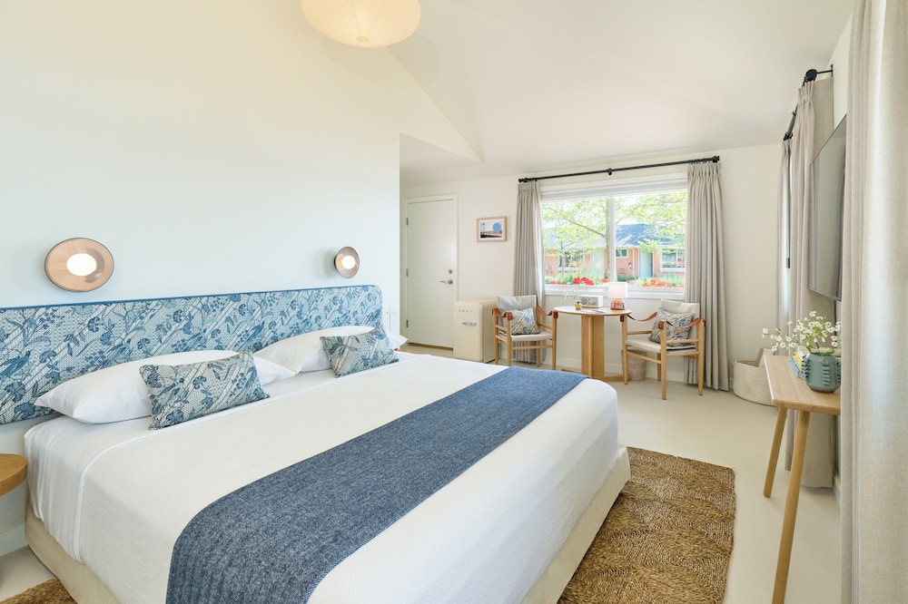 Silver Sands Motel & Beach Bungalows - photo 46