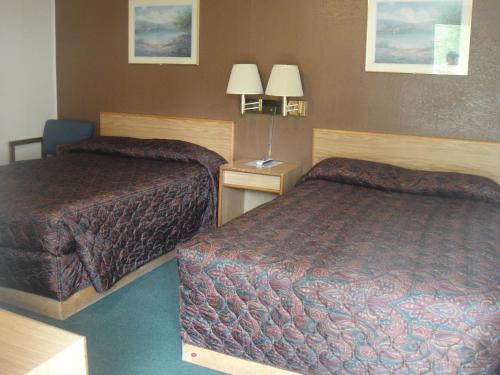 California Motel - photo 19