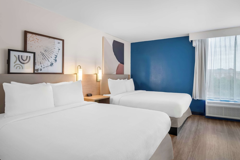 Spark by Hilton Richardson Dallas - photo 8