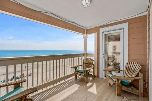 Duneside Oceanfront Paradise Unit 302 - last minute hotel in Myrtle Beach