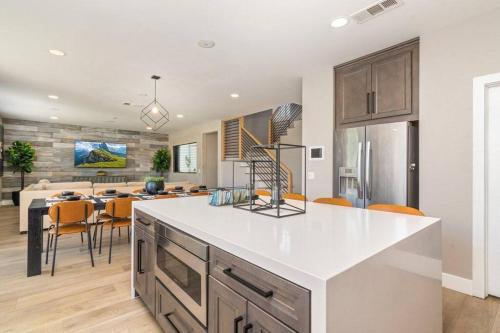 The Lake Stay — hotel in Menifee