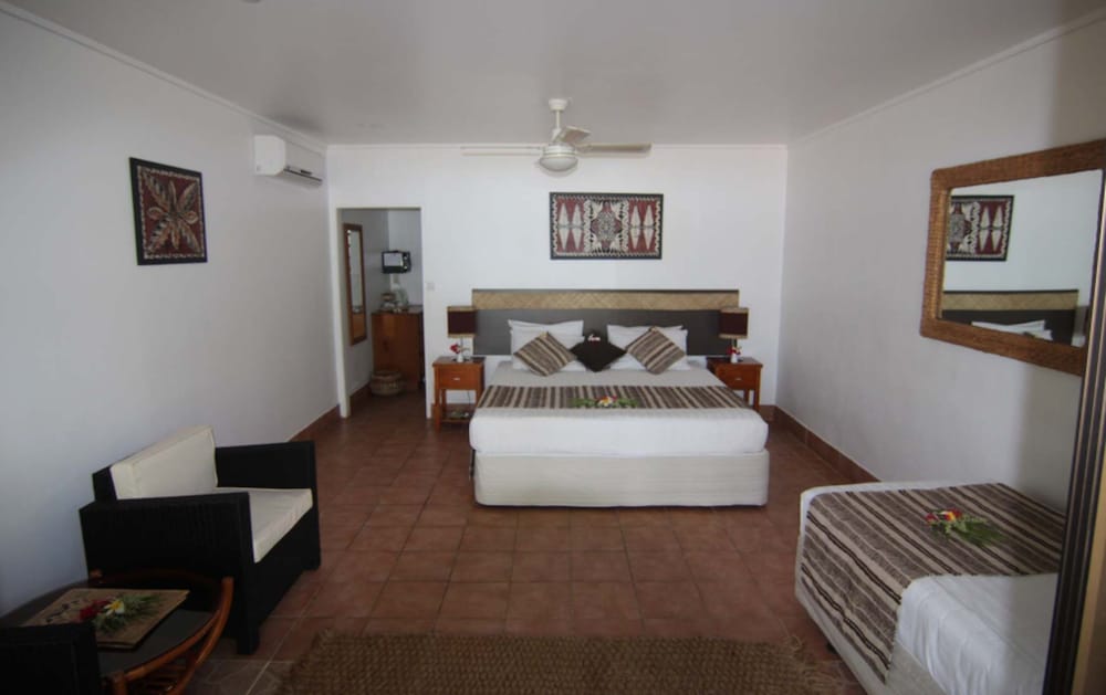 Tongan Beach Resort — Neiafu — photo 4