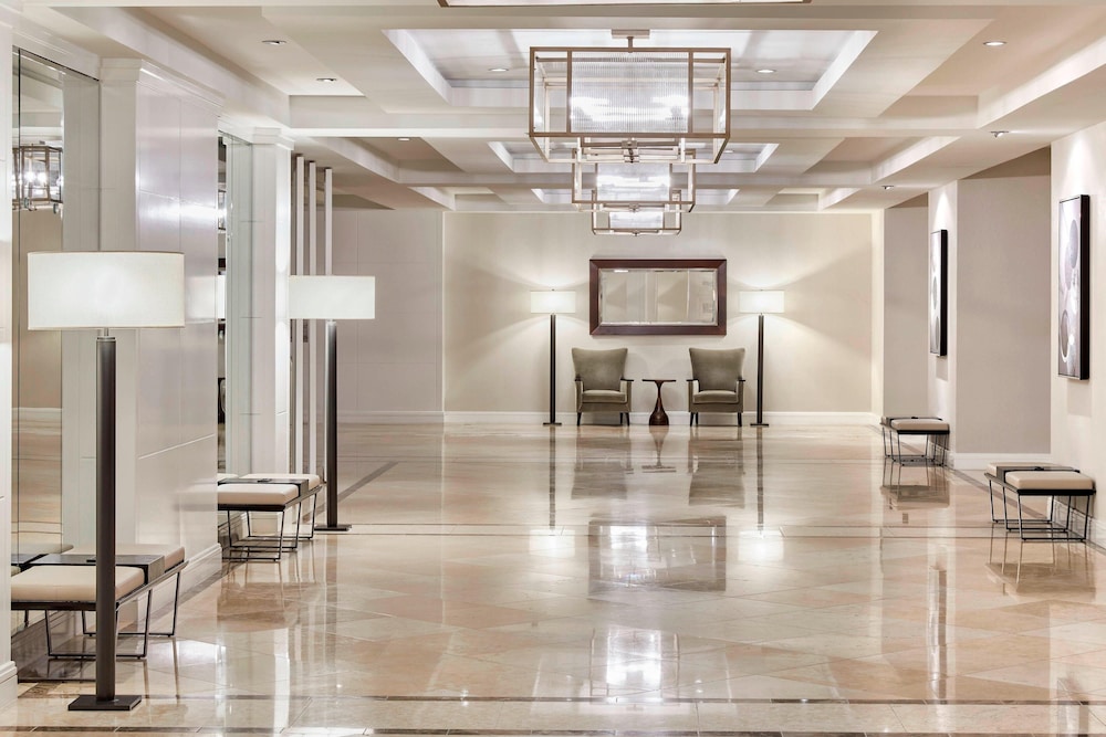 Los Angeles Marriott Burbank Airport - photo 3