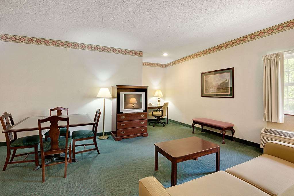 Days Inn by Wyndham Lisbon - photo 13