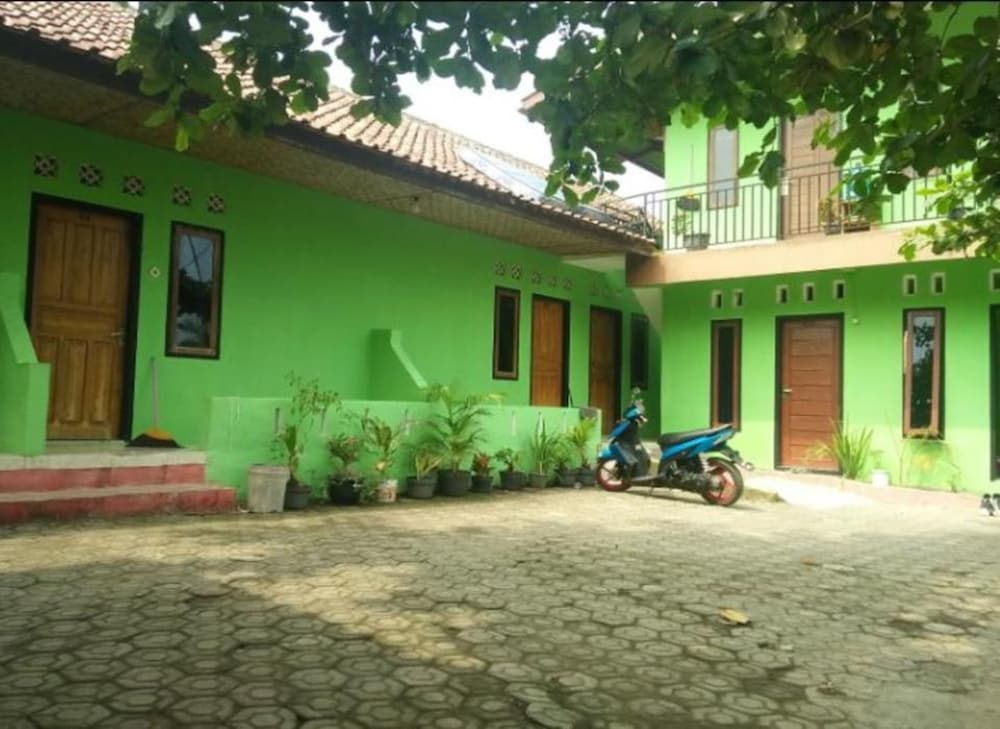 Pondok Sundawa — hotel in Sidareja