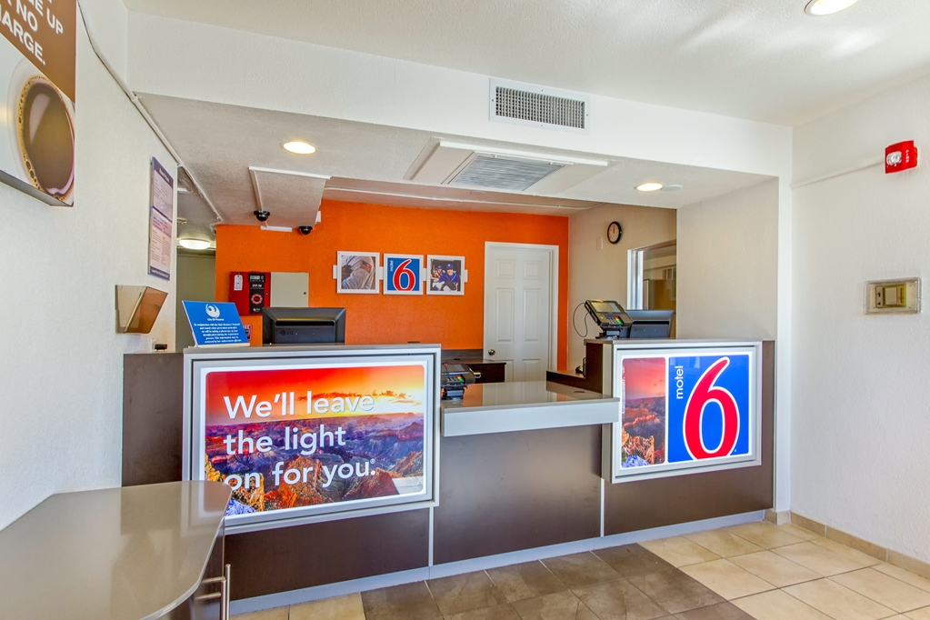 Motel 6 Phoenix North Bell Road - photo 24