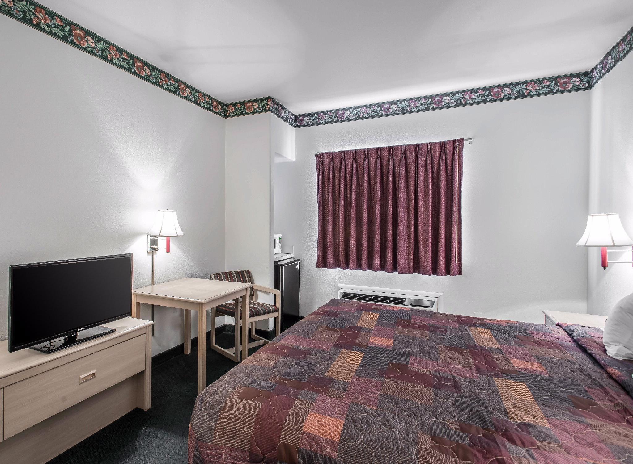 Baymont by Wyndham Loveland Fort Collins Area - photo 172