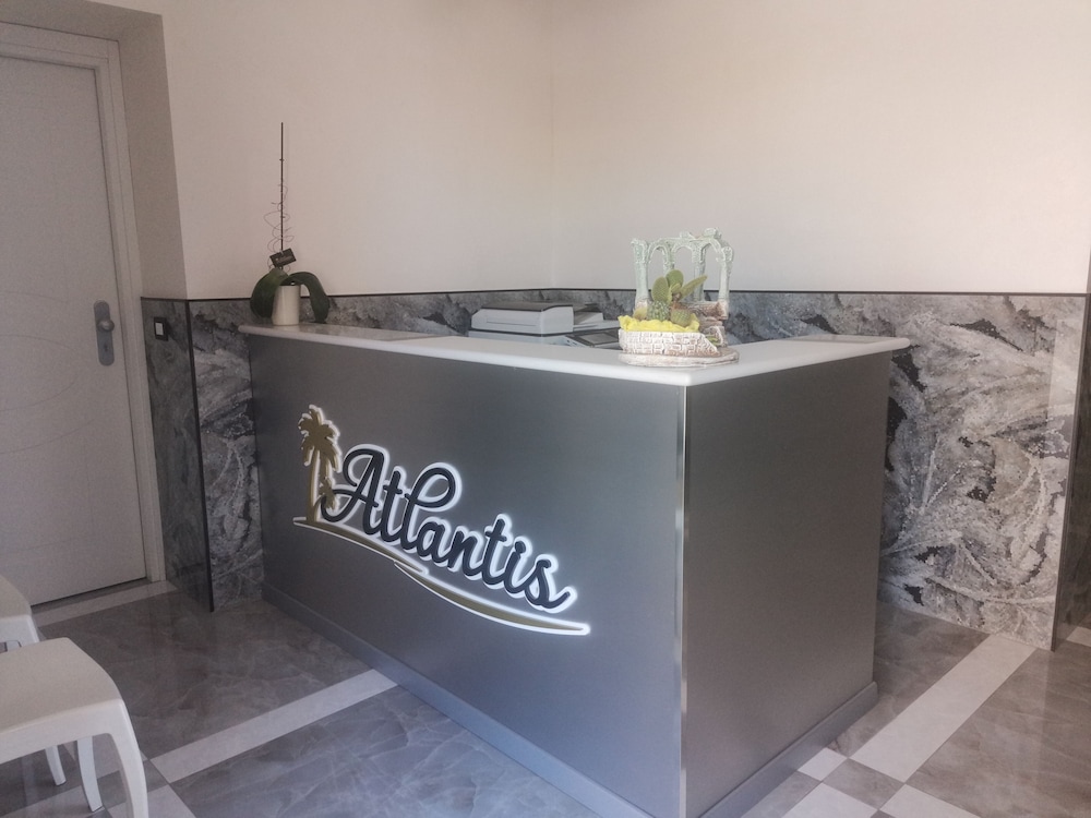 Hotel Atlantis — Furnari