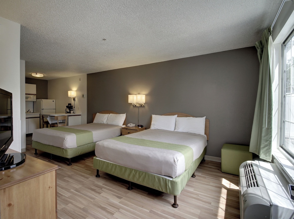 Econo Lodge Murray - photo 14