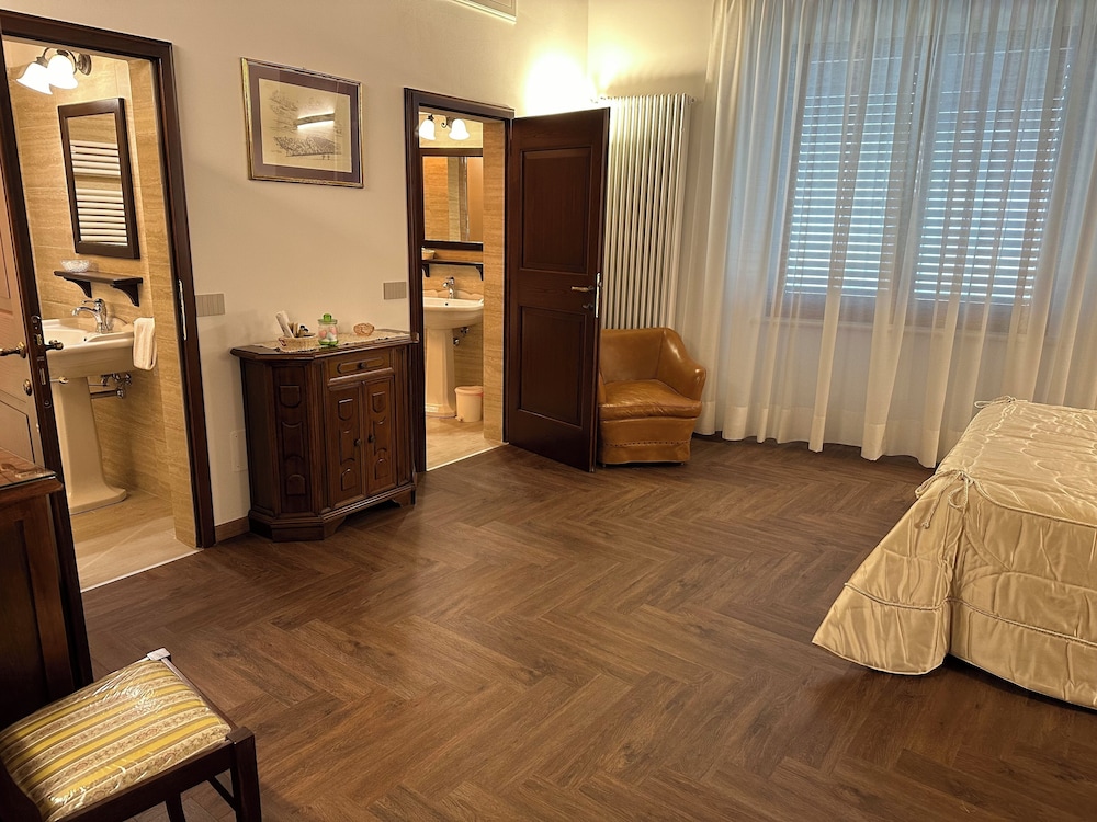 Il nido dell'Upupa — 4-Star Luxury Hotel in Montepulciano, Italy