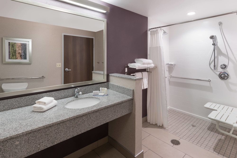 Fairfield Inn & Suites by Marriott Chicago Schaumburg - photo 11