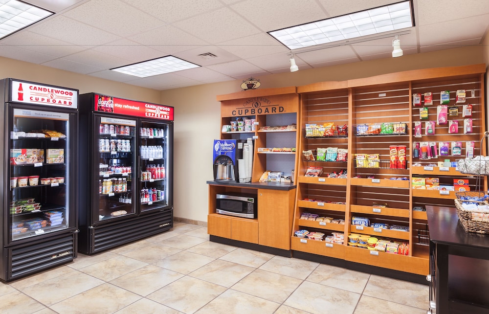 Candlewood Suites El Paso North by IHG - photo 27