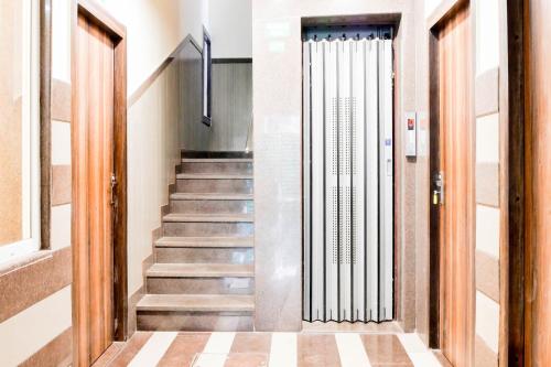 Collection O 79049 The Shubham Kakadeo in Kanpur, India