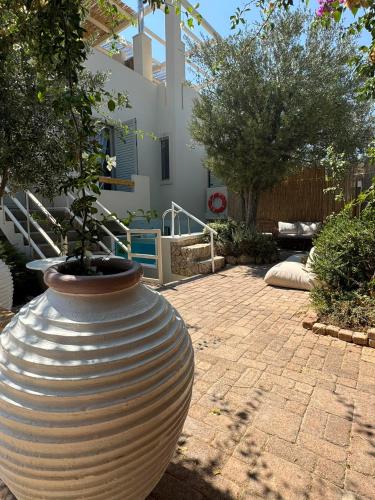 Casa Horizon — 4-Star Luxury Hotel in Porto Cheli, Greece
