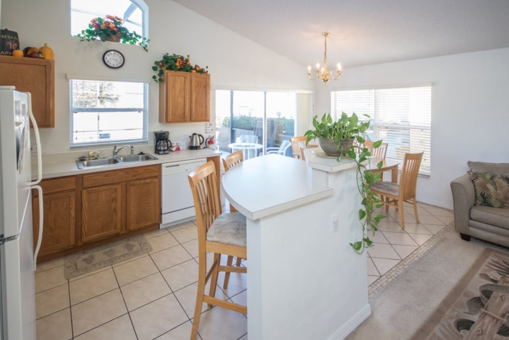 3 Bed 2 Bath In Golf Resort With Private Pool 3 Bedroom Home by RedAwning Haines City - photo 18