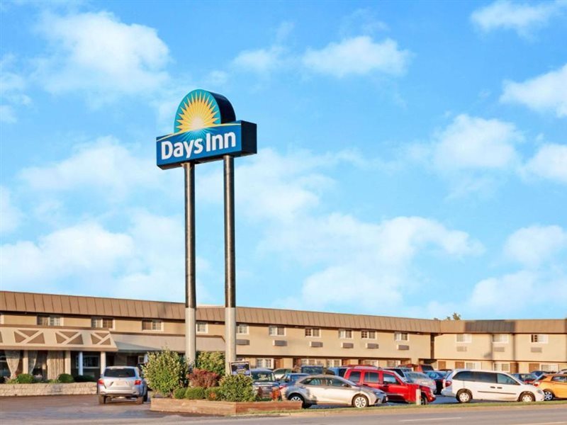 Days Inn by Wyndham Elk Grove Village O'Hare Airport West — hotel in Elk Grove Village
