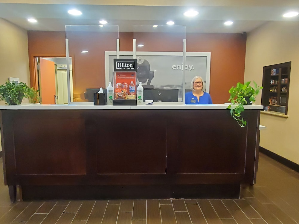 Hampton Inn & Suites Jamestown - photo 2