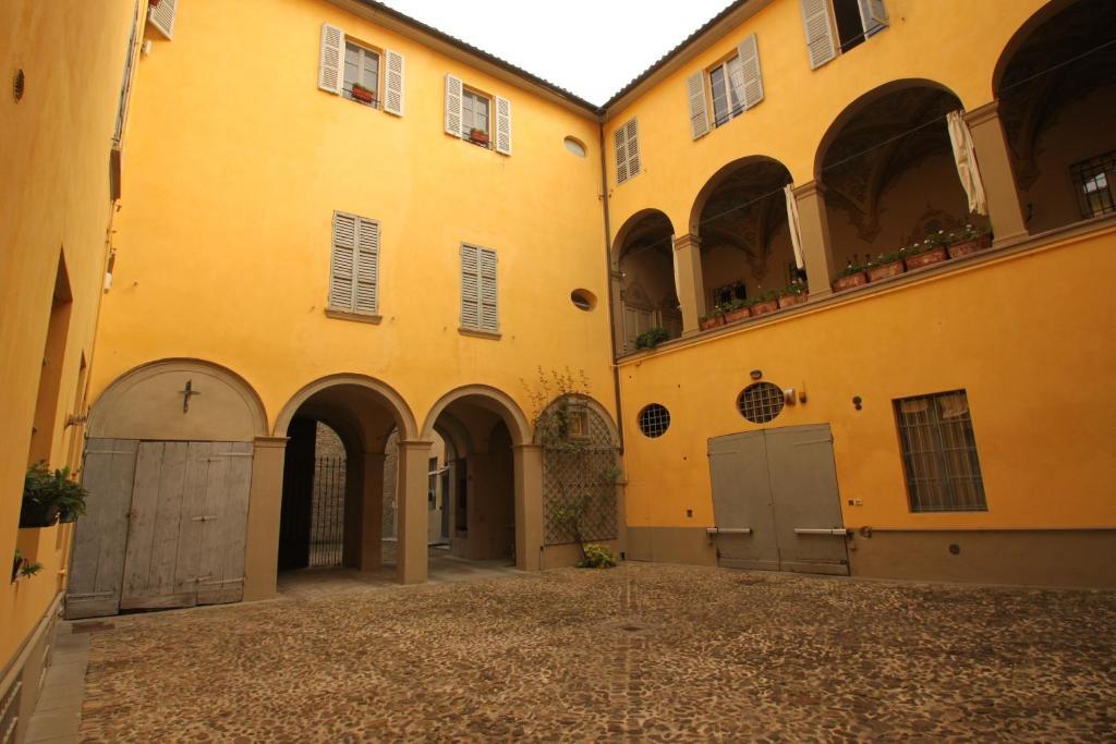 Luigi in Palazzo Bianchi — 4-Star Luxury Hotel in Parma, Italy