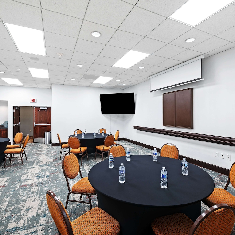Homewood Suites by Hilton Ft. Lauderdale Airport Cruise Port - photo 55