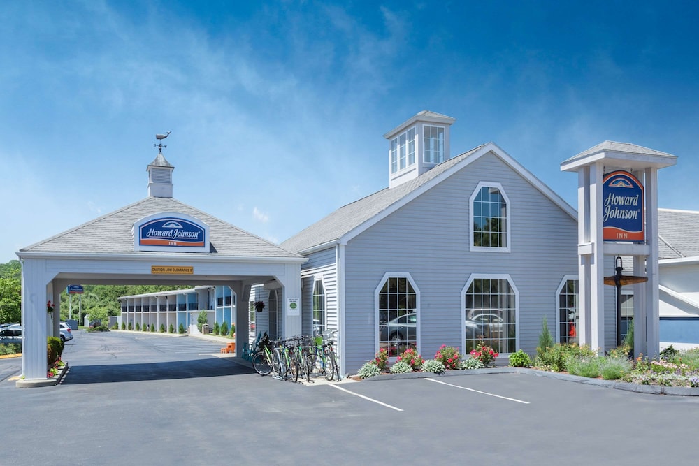 Howard Johnson by Wyndham Mystic — hotel in Mystic
