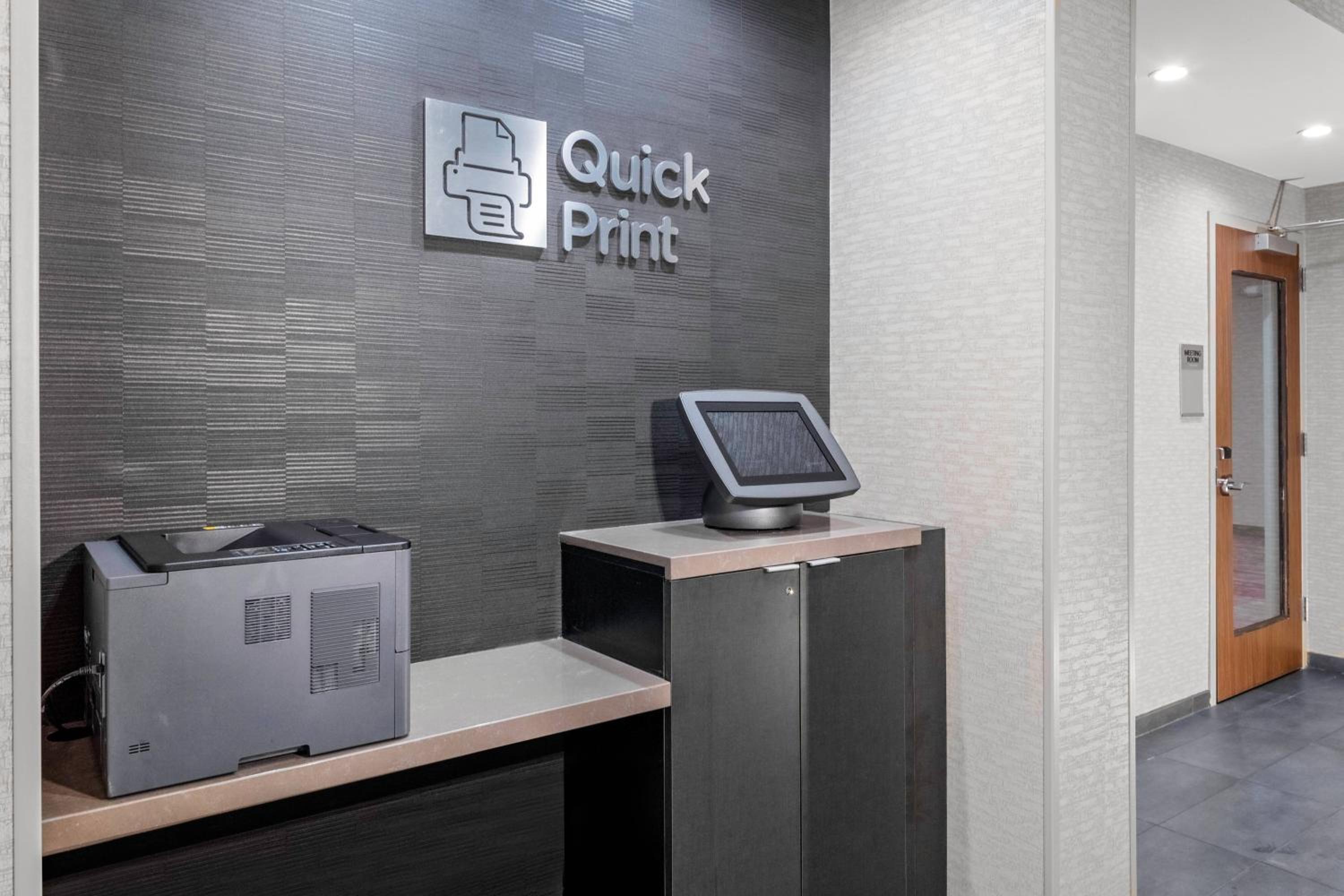Courtyard by Marriott East Lansing Okemos - photo 37
