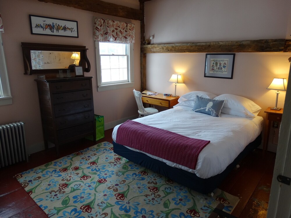 Shoreham Inn Bed & Breakfast - photo 11