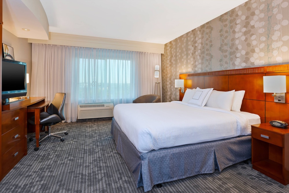 Courtyard by Marriott Omaha La Vista - photo 9