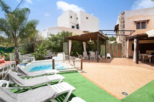 Casa Las Flores — 4-Star Luxury Hotel in Moya, Spain