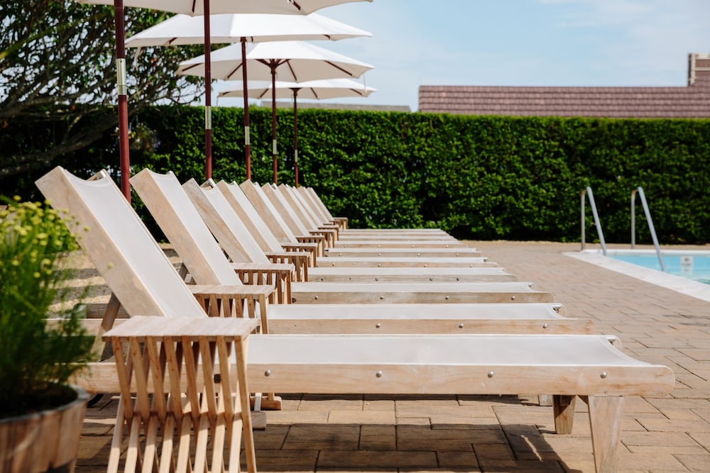 Daunt's Albatross Motel - carbon neutral hotel in Montauk