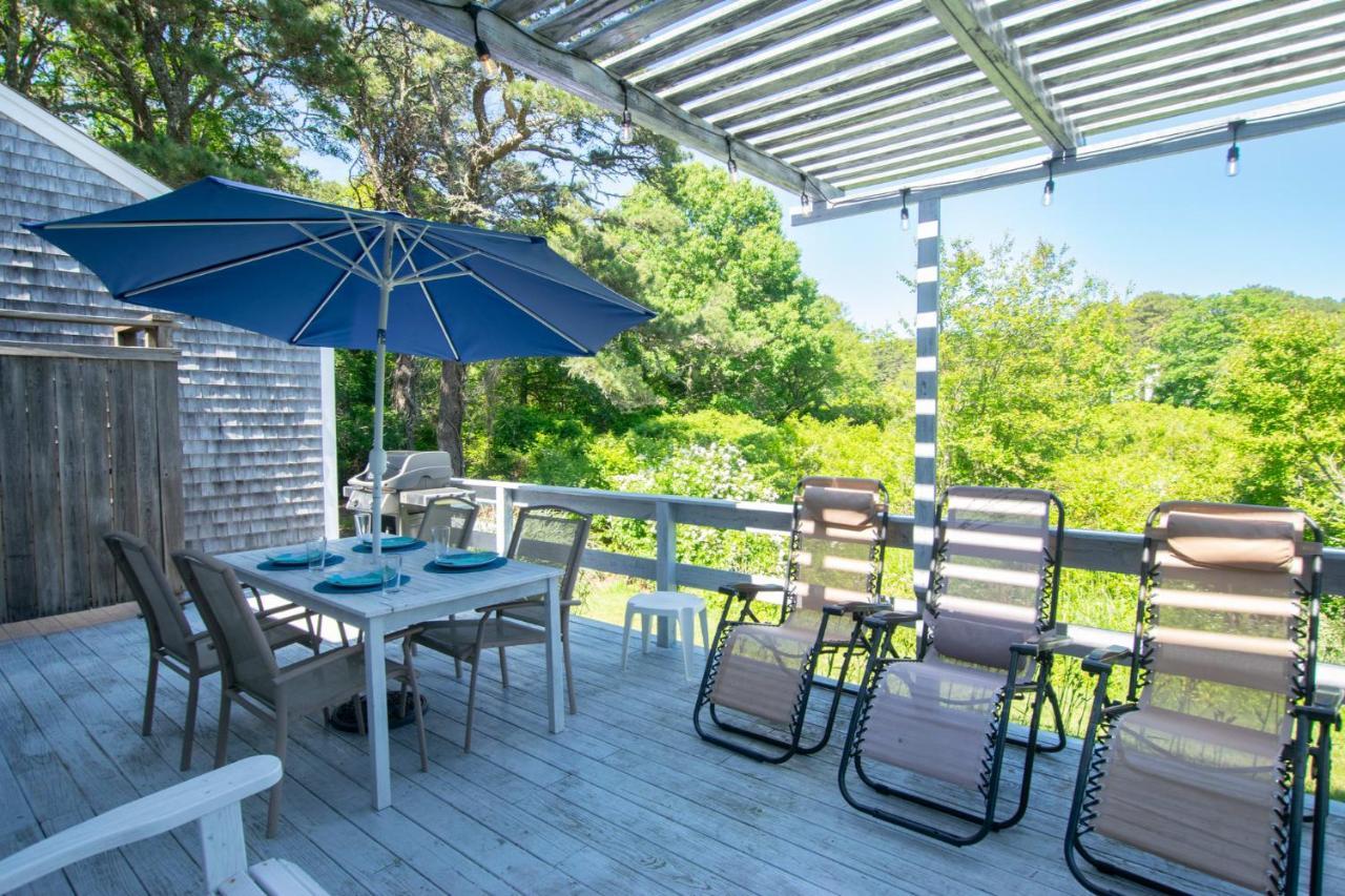 Sleeps 8 Minutes to Nauset Beach — 4-Star Luxury Hotel in Orleans, United States