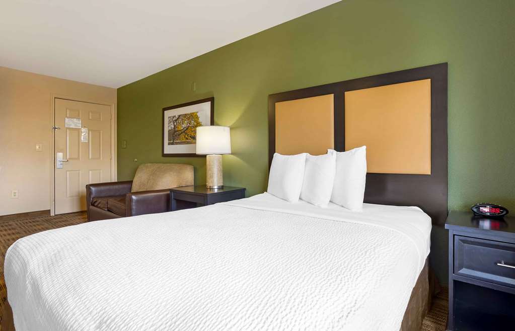 Extended Stay America Suites Houston Med Ctr Braeswood Bl - photo 18