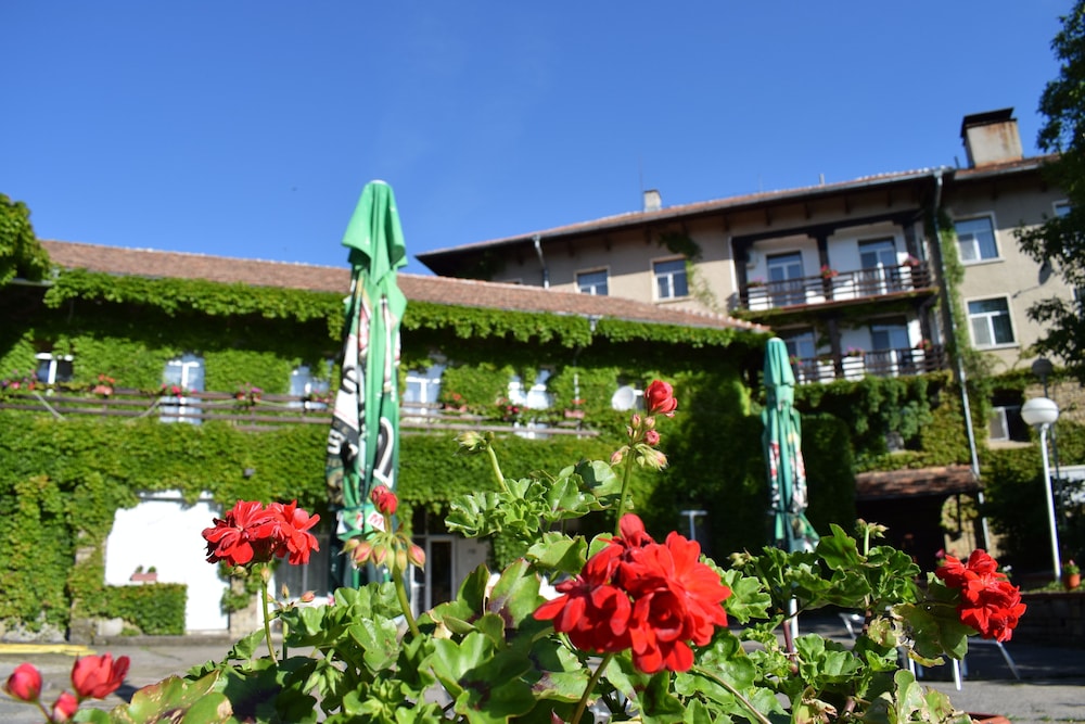 Balneo Hotel Lyulyatsi in Gabrovo, Bulgaria