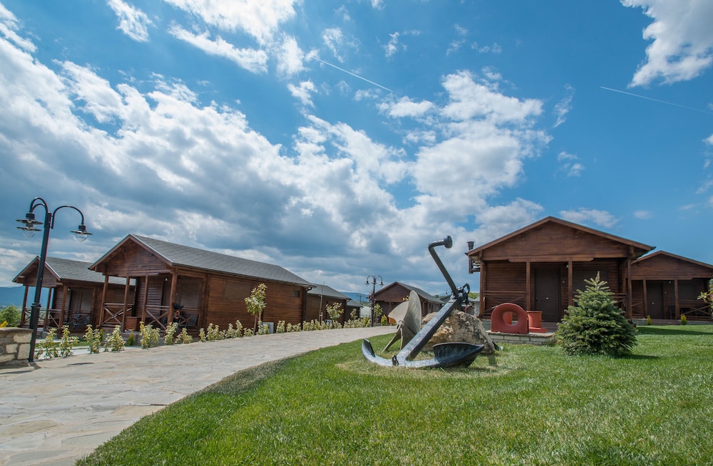 Lotos Mountain Resort — Konitsa