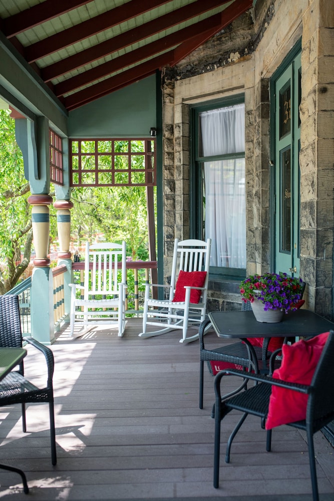 Stone Gables Inn - photo 29