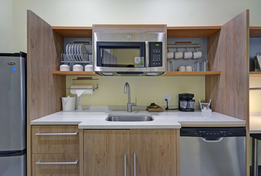 Home2 Suites by Hilton Dallas DeSoto - photo 13