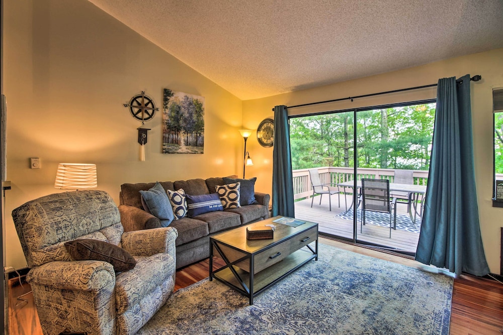 Cozy Wintergreen Resort Condo Walk To Ski Lifts - photo 3