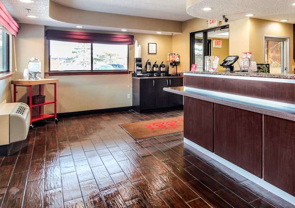 Red Roof Inn Detroit Troy - photo 6