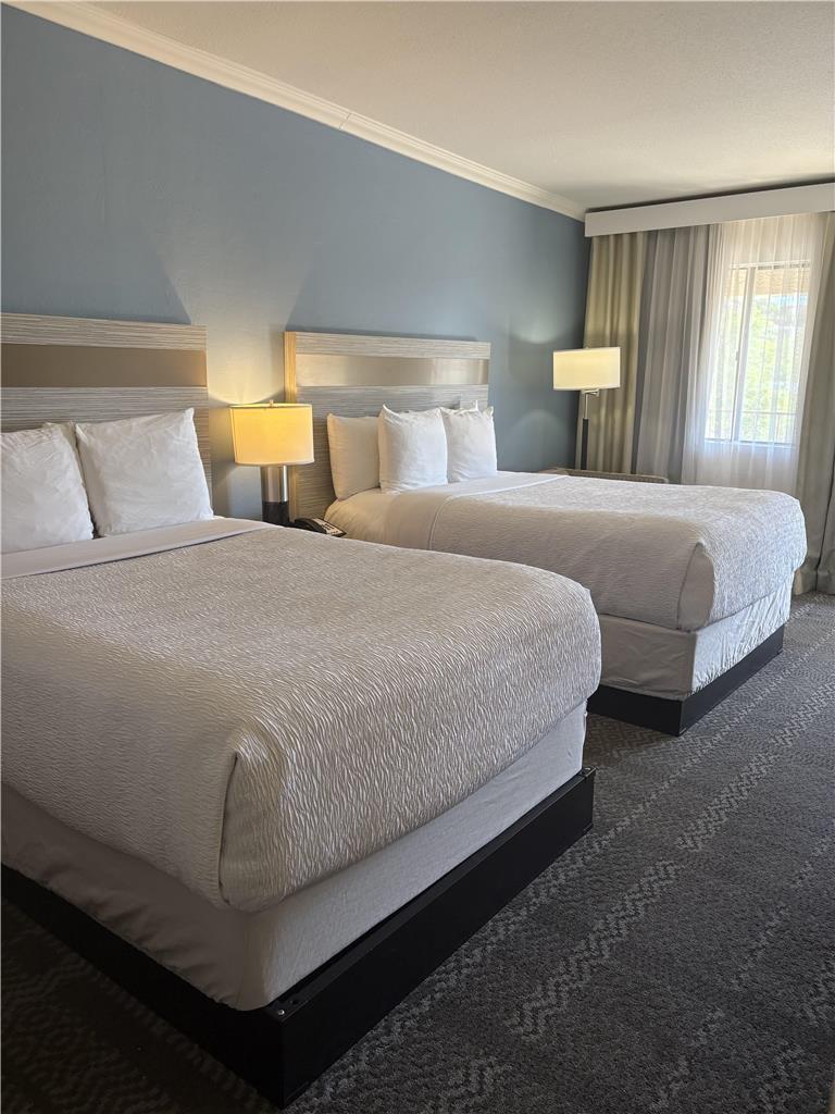 SureStay InnSuites Phoenix Hotel & Suites by Best Western - photo 3