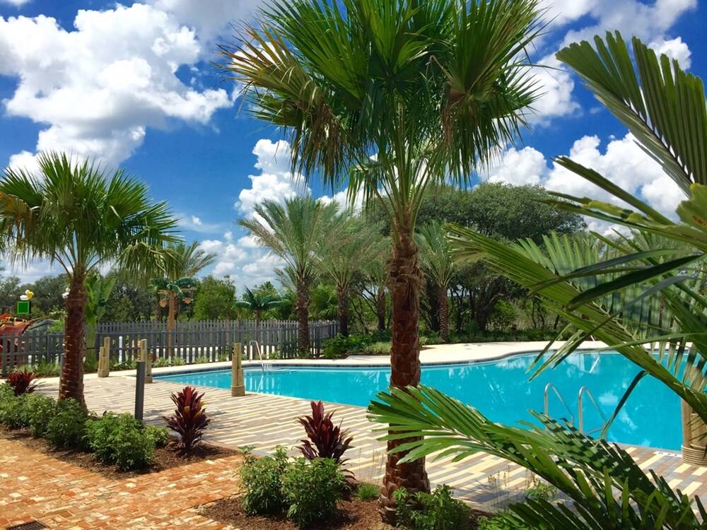 Festival Resort 450 Five Bedroom Townhome with Private Plunge Pool - photo 32
