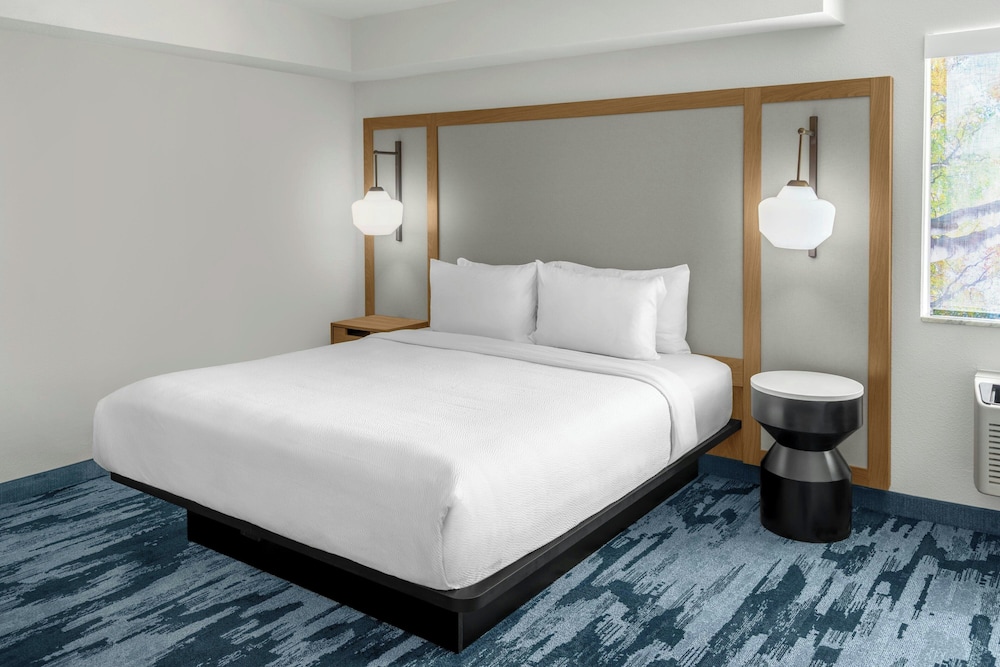 Fairfield Inn & Suites by Marriott San Francisco San Carlos - photo 18