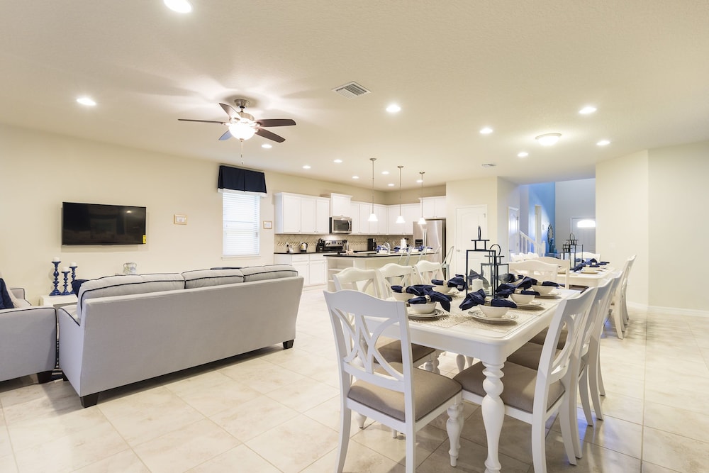 Windsor at Westside #20 9 Bedroom Private Pool Villa in Brand New Resort - photo 2