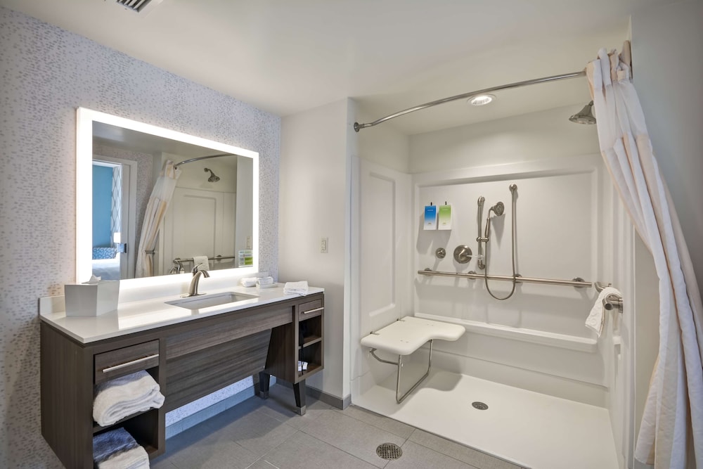 Home2 Suites by Hilton Perrysburg Levis Commons Toledo - photo 23