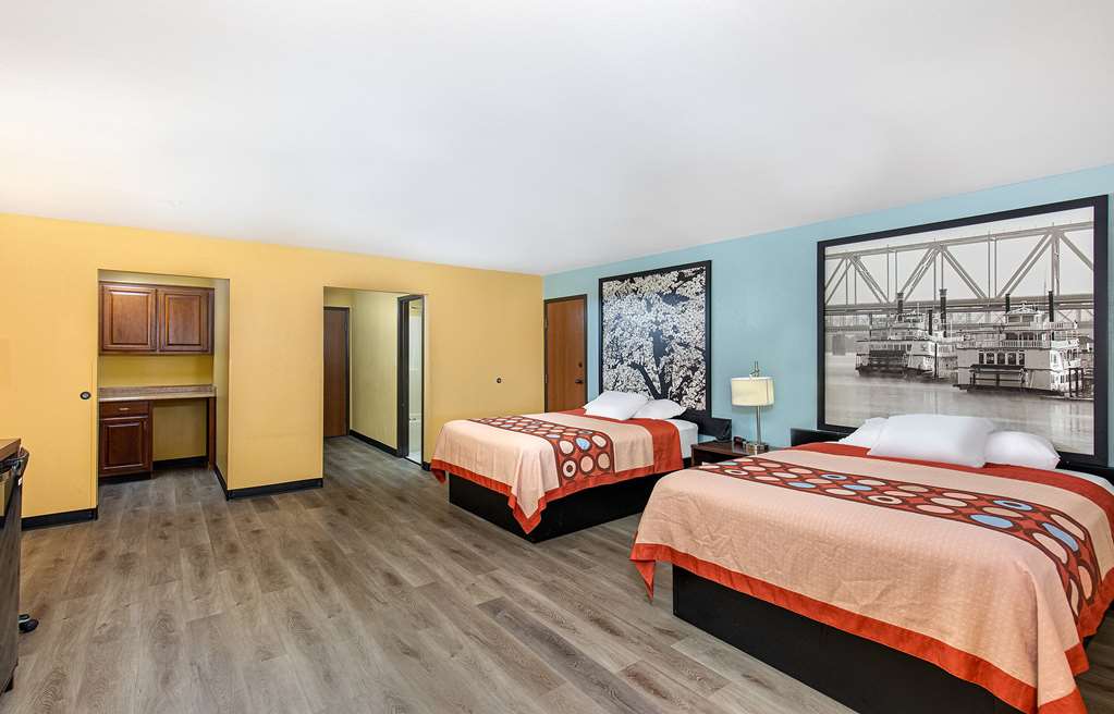 Super 8 by Wyndham Eddyville Kuttawa - photo 24