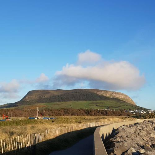 Surfers Getaway Room Staycation — Sligo — photo 4