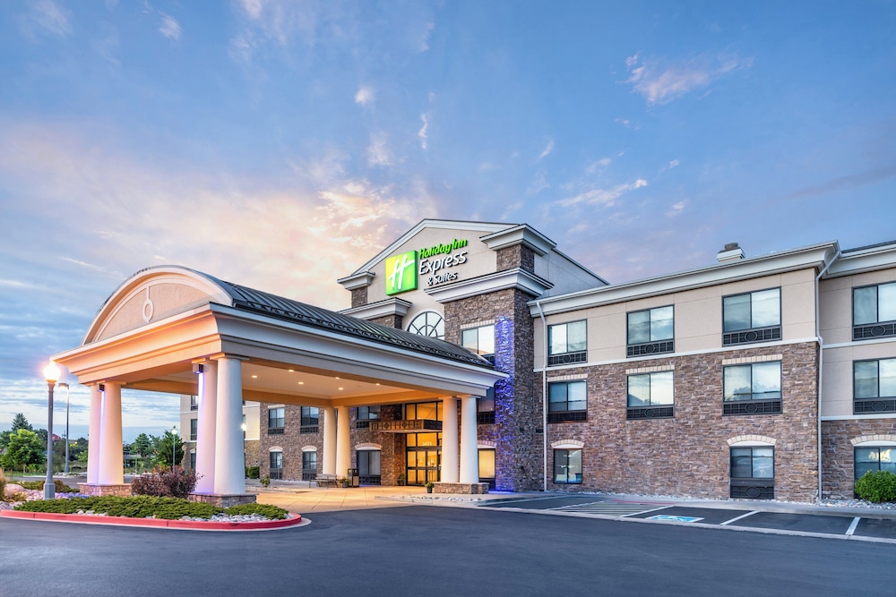 Holiday Inn Express & Suites Colorado Springs First & Main an IHG Hotel - photo 2