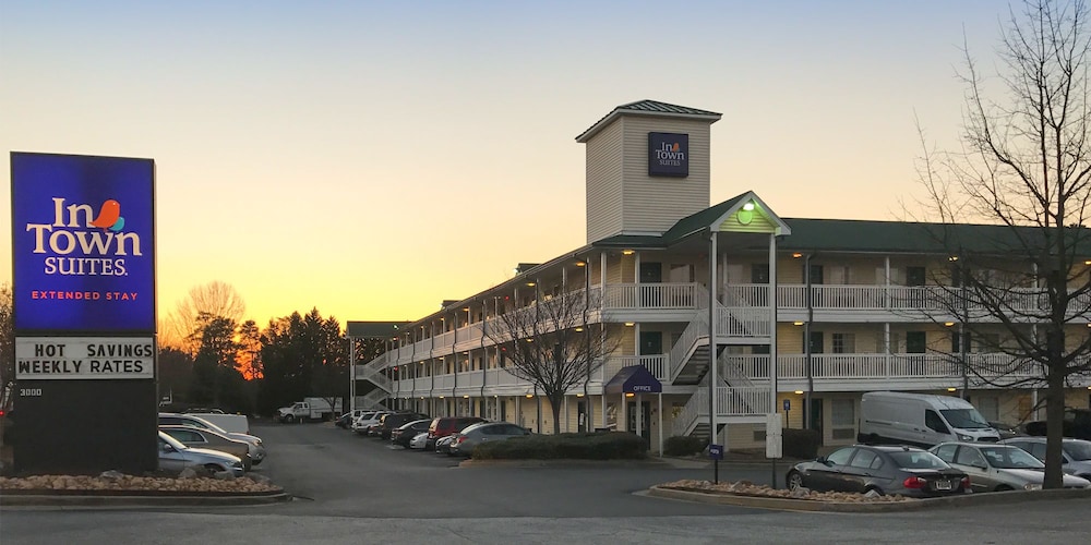 Intown Suites Extended Stay Select Atlanta Ga Smyrna — Smyrna