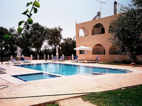 Prasoudopetra - carbon neutral hotel in Corfu