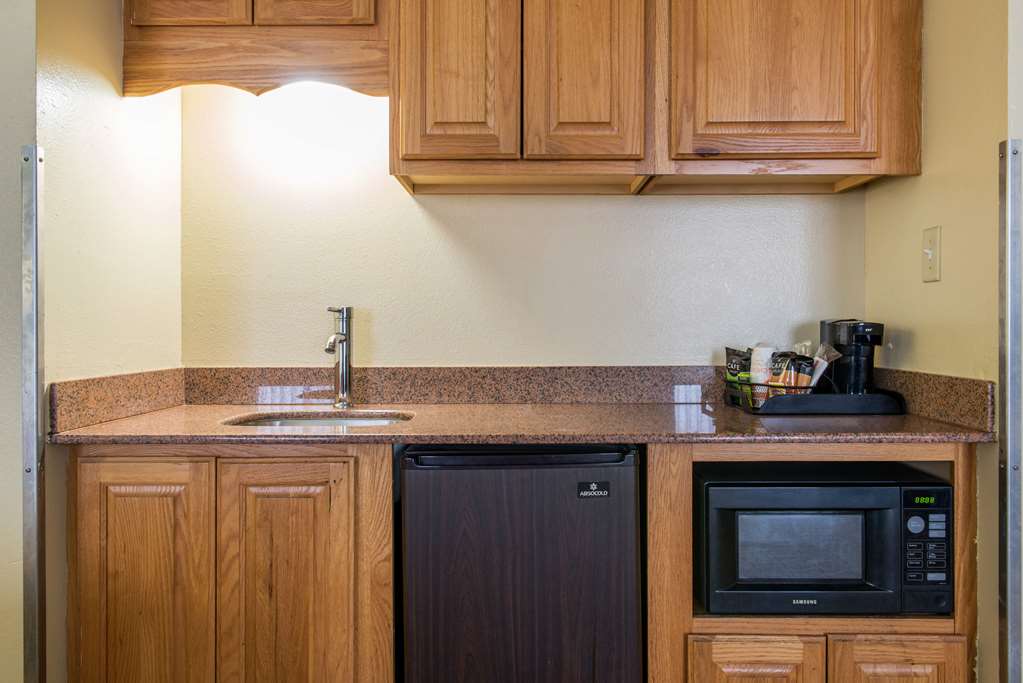 Quality Inn Jacksonville near I 72 - photo 11