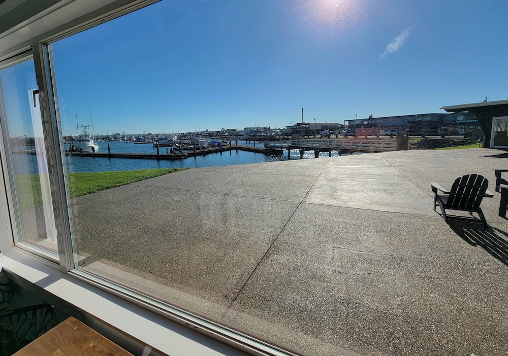 Saltwater Inn - photo 43